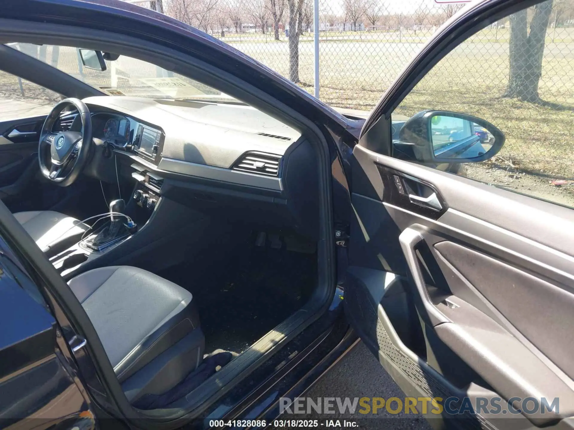 5 fotografías del automóvil dañado 3VWC57BU4KM098339 VOLKSWAGEN JETTA 2019