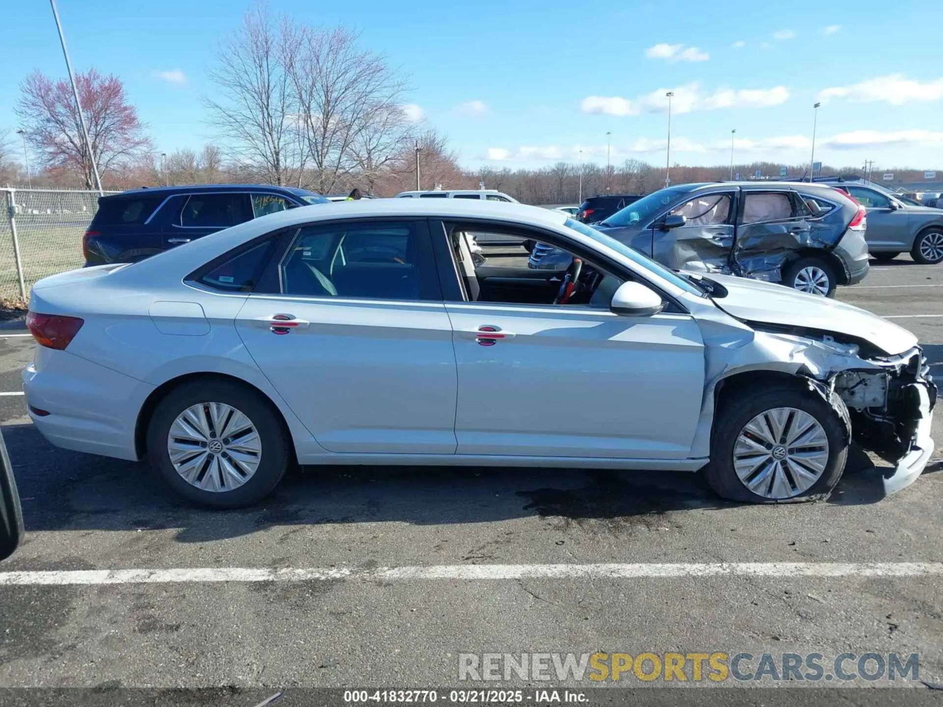 13 fotografías del automóvil dañado 3VWC57BU4KM130979 VOLKSWAGEN JETTA 2019