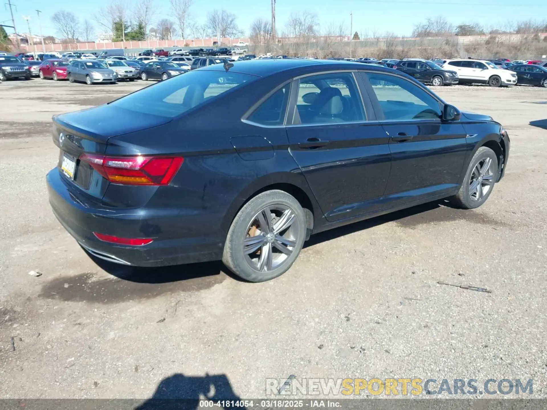 4 fotografías del automóvil dañado 3VWC57BU4KM203851 VOLKSWAGEN JETTA 2019