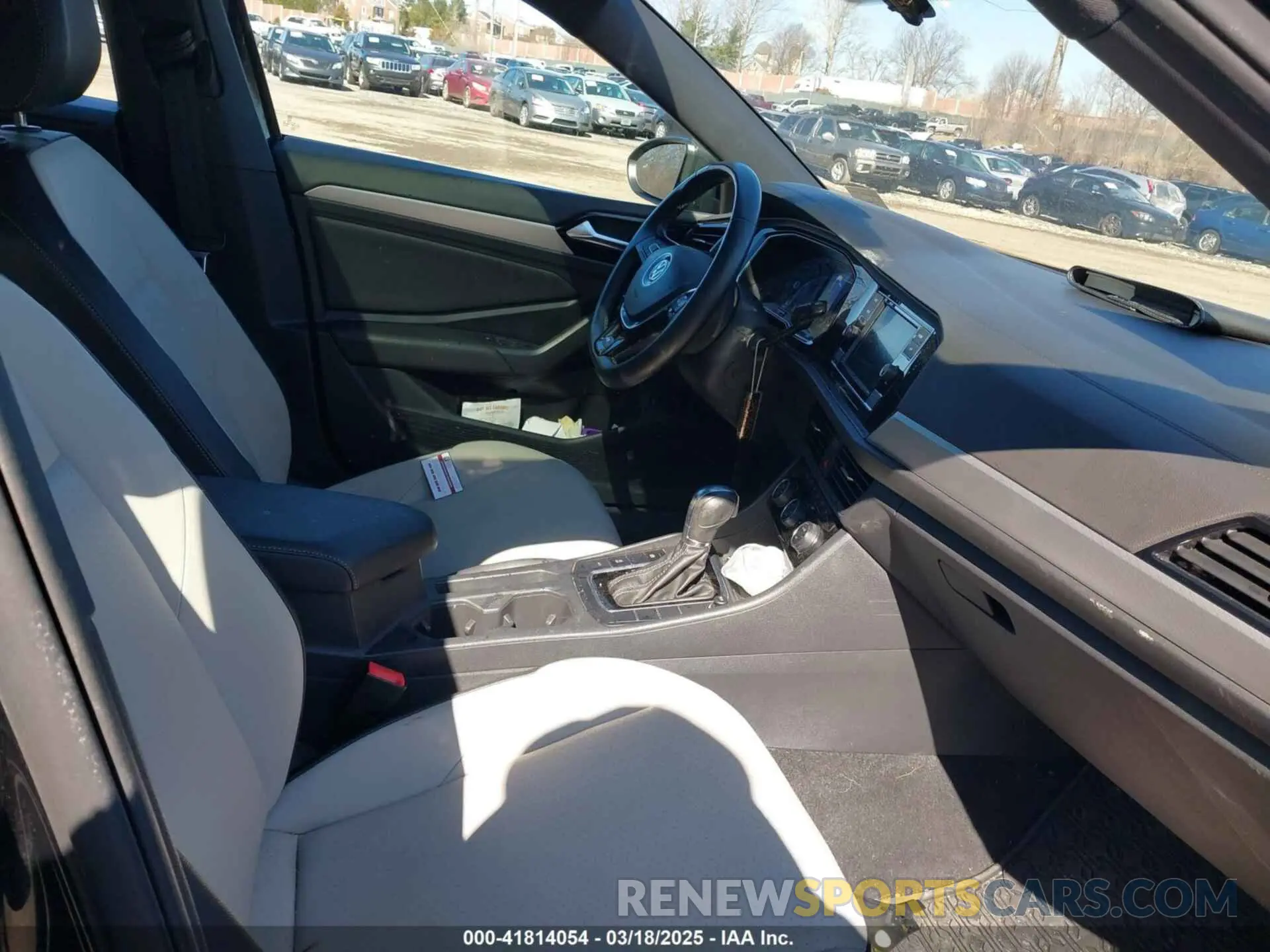 5 fotografías del automóvil dañado 3VWC57BU4KM203851 VOLKSWAGEN JETTA 2019