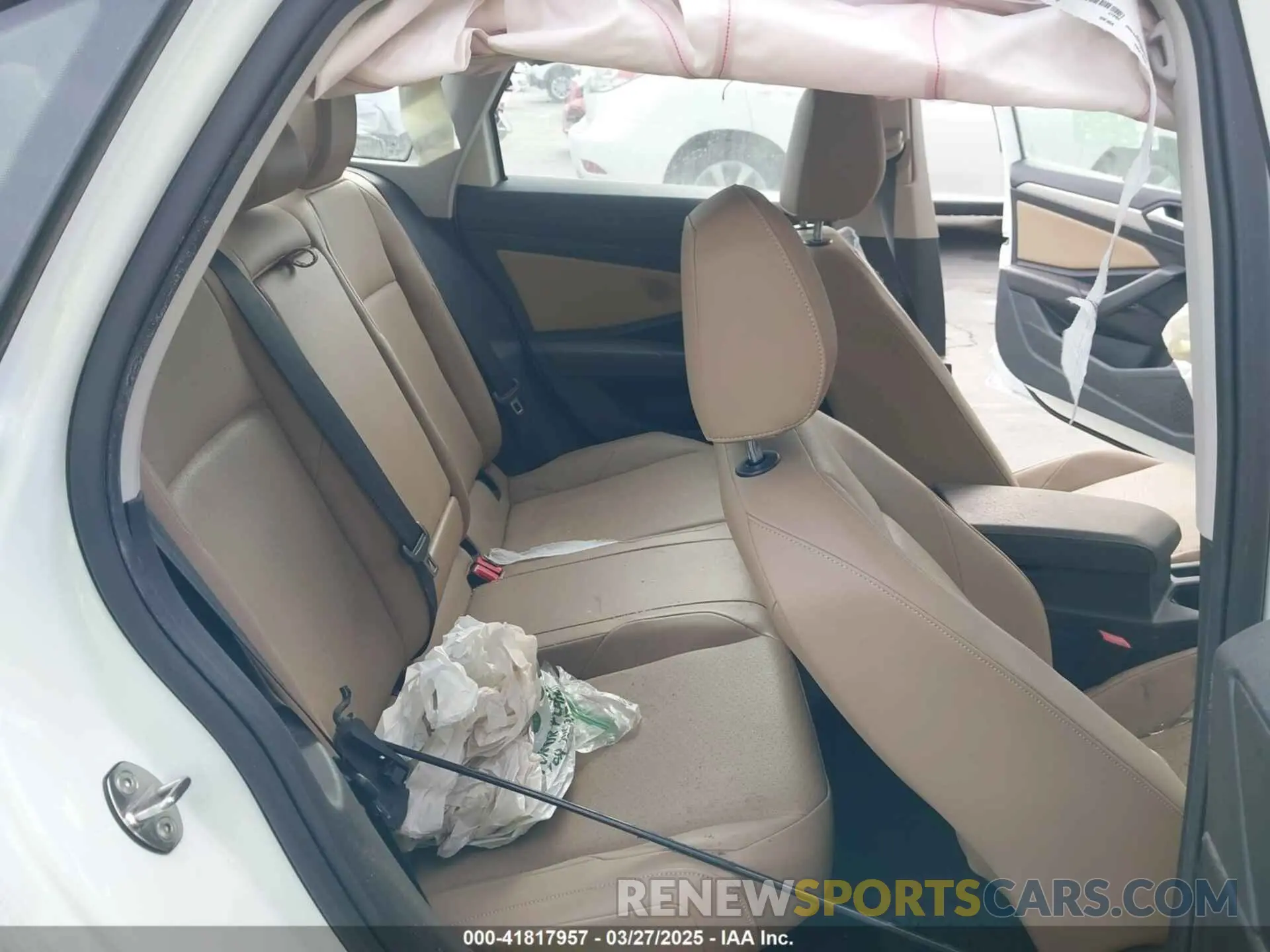 8 fotografías del automóvil dañado 3VWC57BU5KM064216 VOLKSWAGEN JETTA 2019