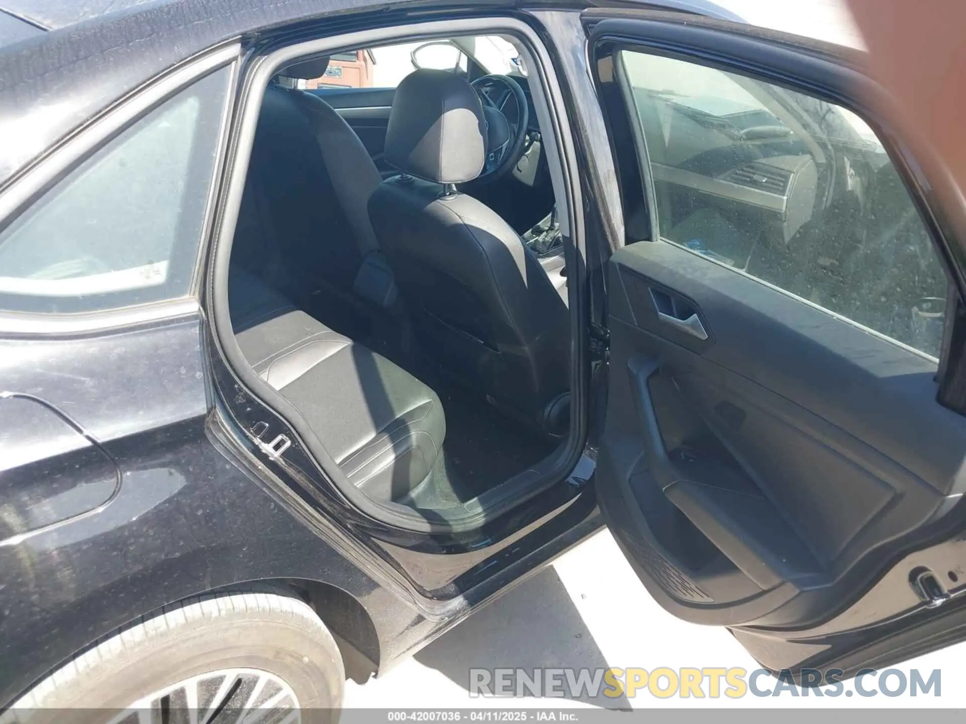 8 fotografías del automóvil dañado 3VWC57BU5KM160802 VOLKSWAGEN JETTA 2019