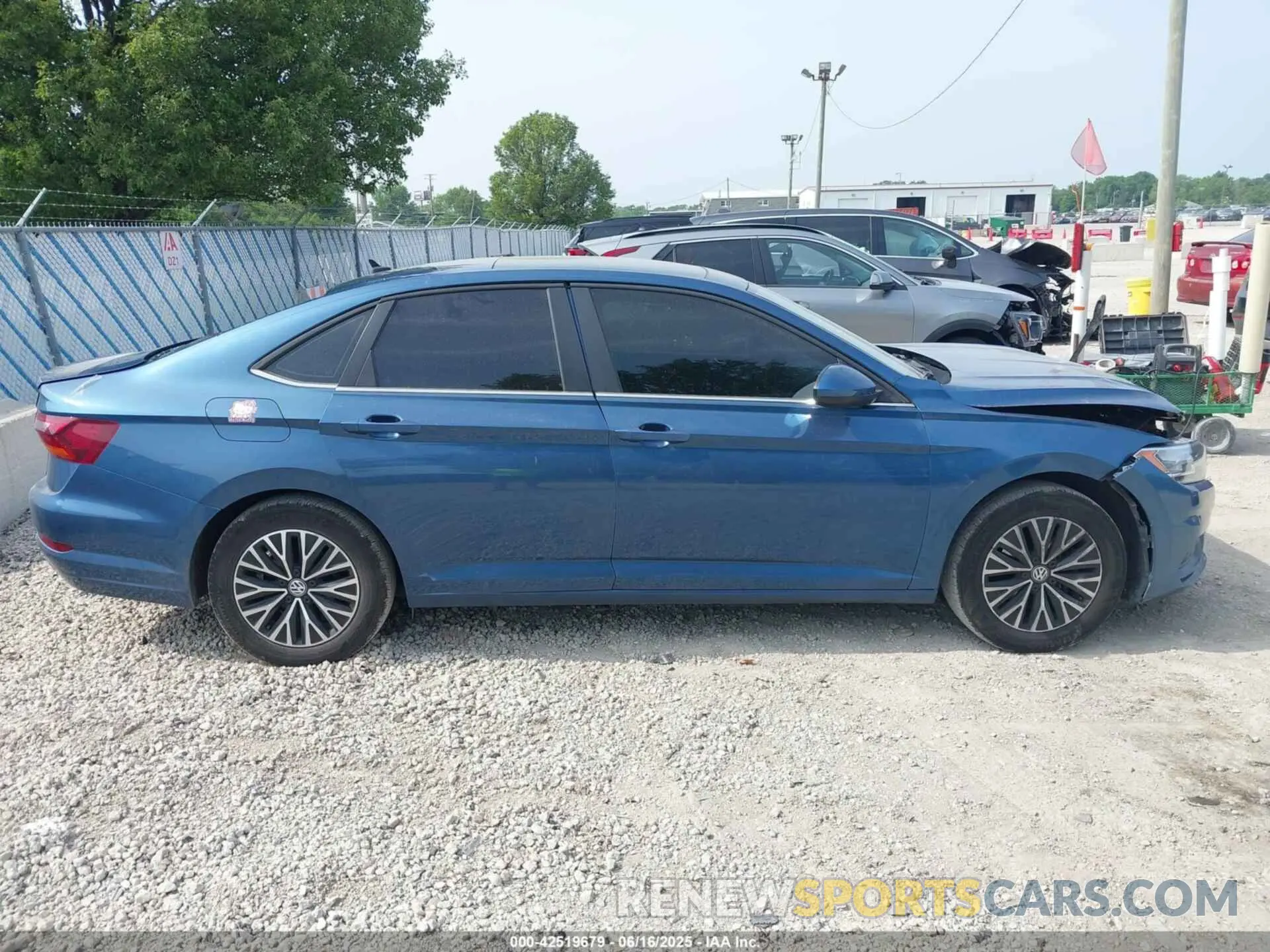13 fotografías del automóvil dañado 3VWC57BU5KM226846 VOLKSWAGEN JETTA 2019