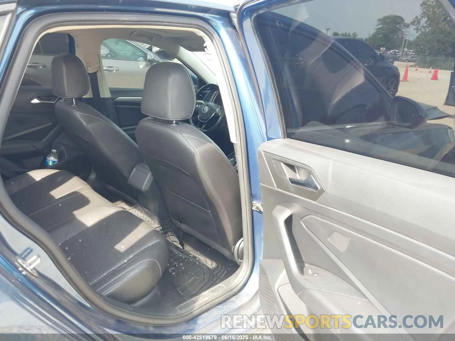 8 fotografías del automóvil dañado 3VWC57BU5KM226846 VOLKSWAGEN JETTA 2019