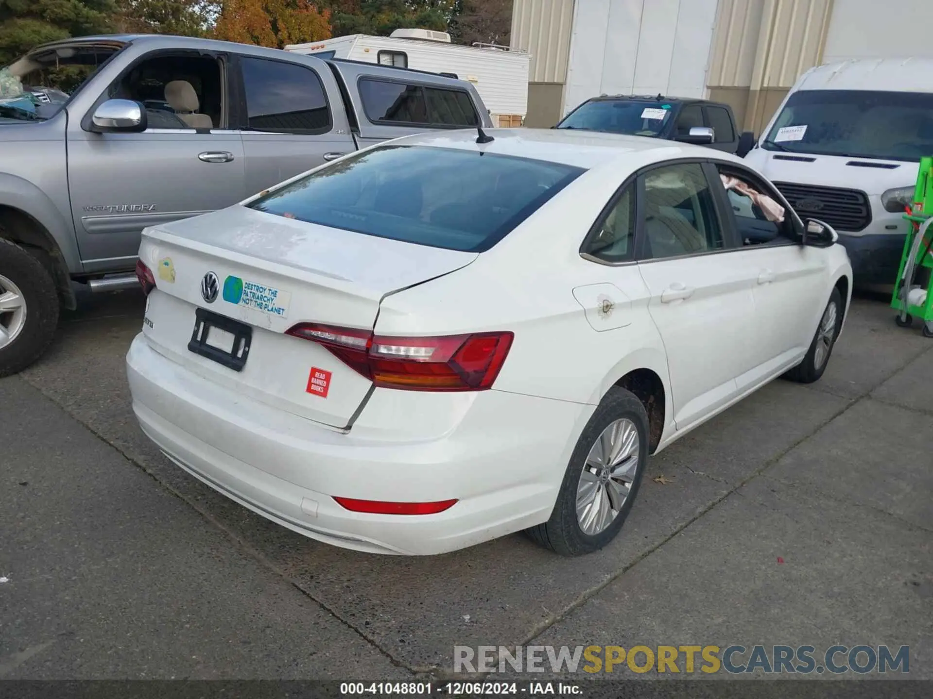 4 fotografías del automóvil dañado 3VWC57BU5KM270135 VOLKSWAGEN JETTA 2019