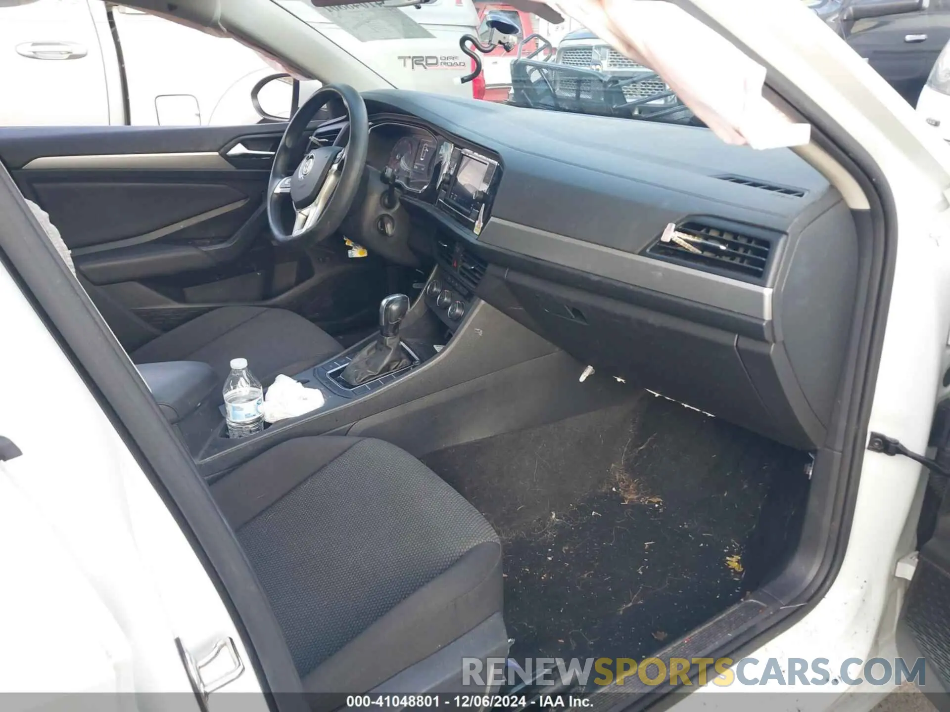 5 fotografías del automóvil dañado 3VWC57BU5KM270135 VOLKSWAGEN JETTA 2019