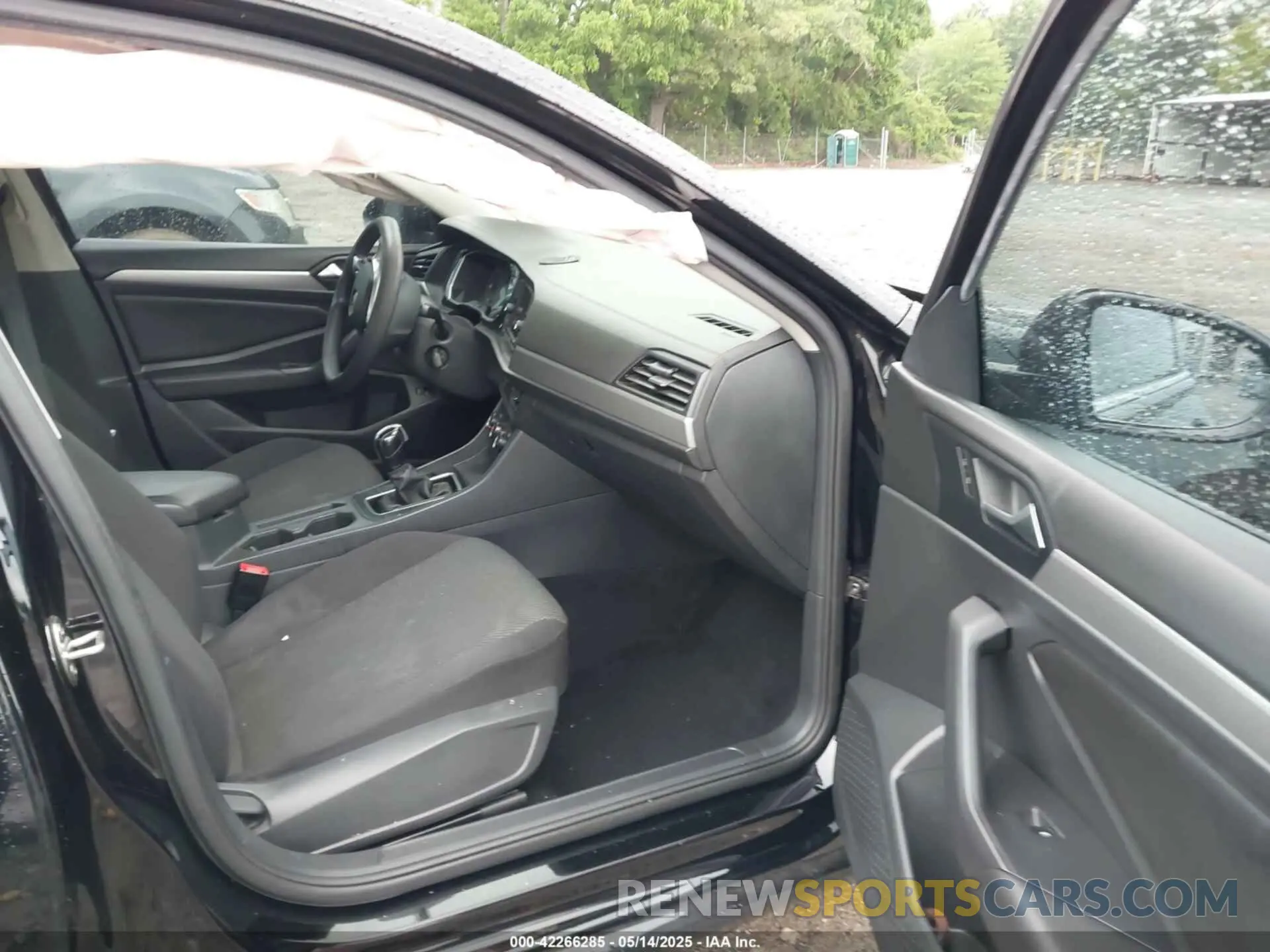 5 fotografías del automóvil dañado 3VWC57BU6KM066573 VOLKSWAGEN JETTA 2019