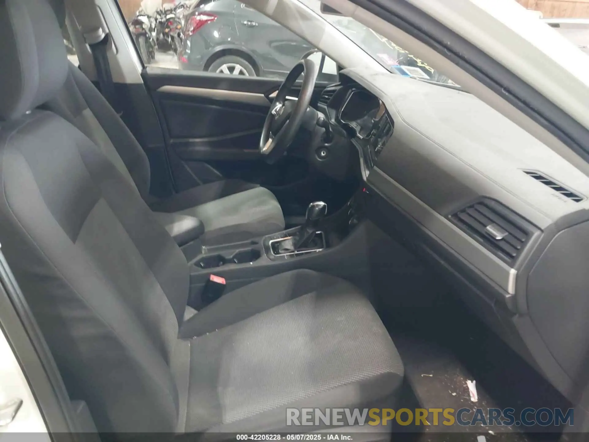 5 fotografías del automóvil dañado 3VWC57BU6KM129512 VOLKSWAGEN JETTA 2019