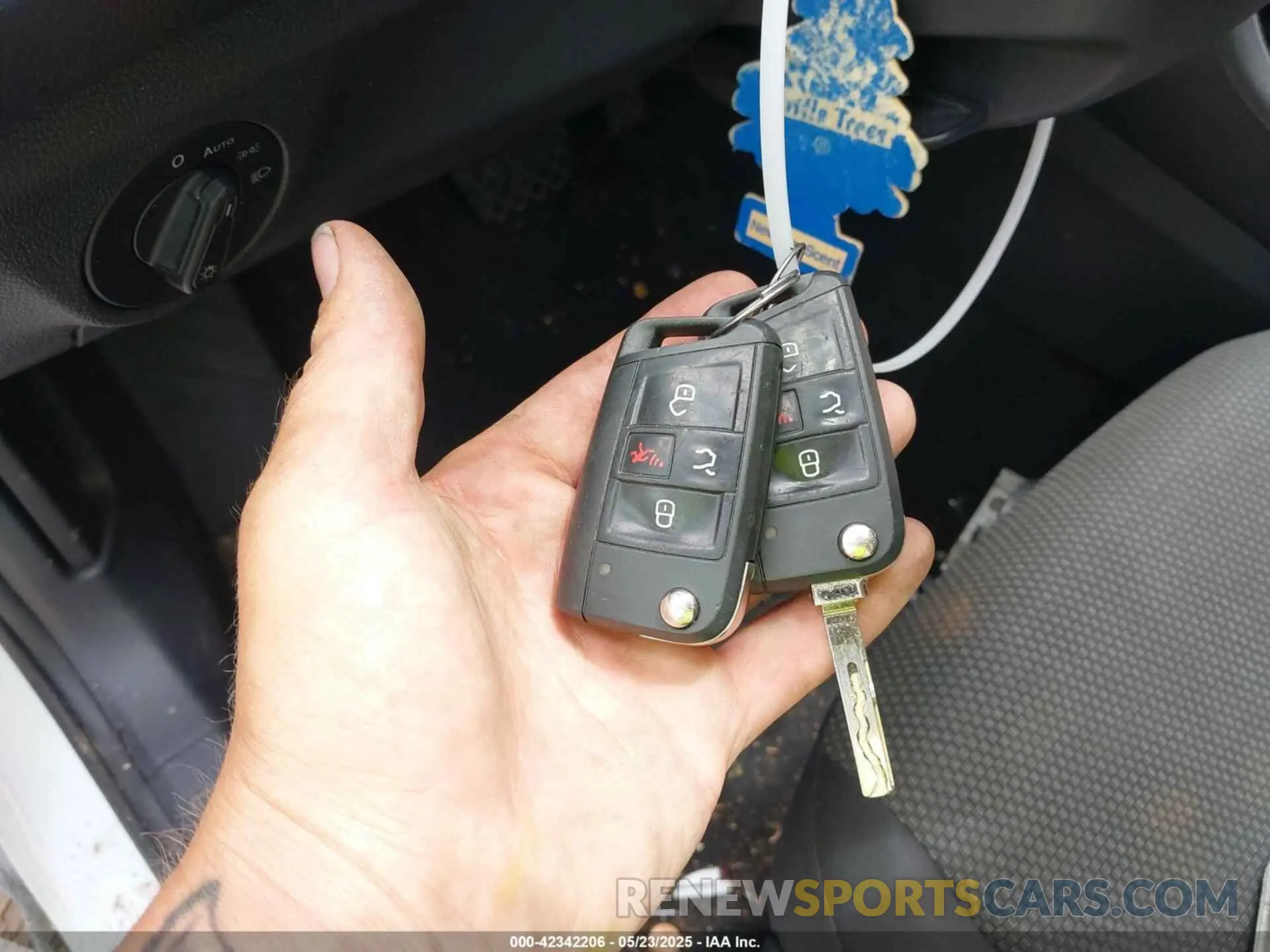 11 fotografías del automóvil dañado 3VWC57BU6KM267969 VOLKSWAGEN JETTA 2019