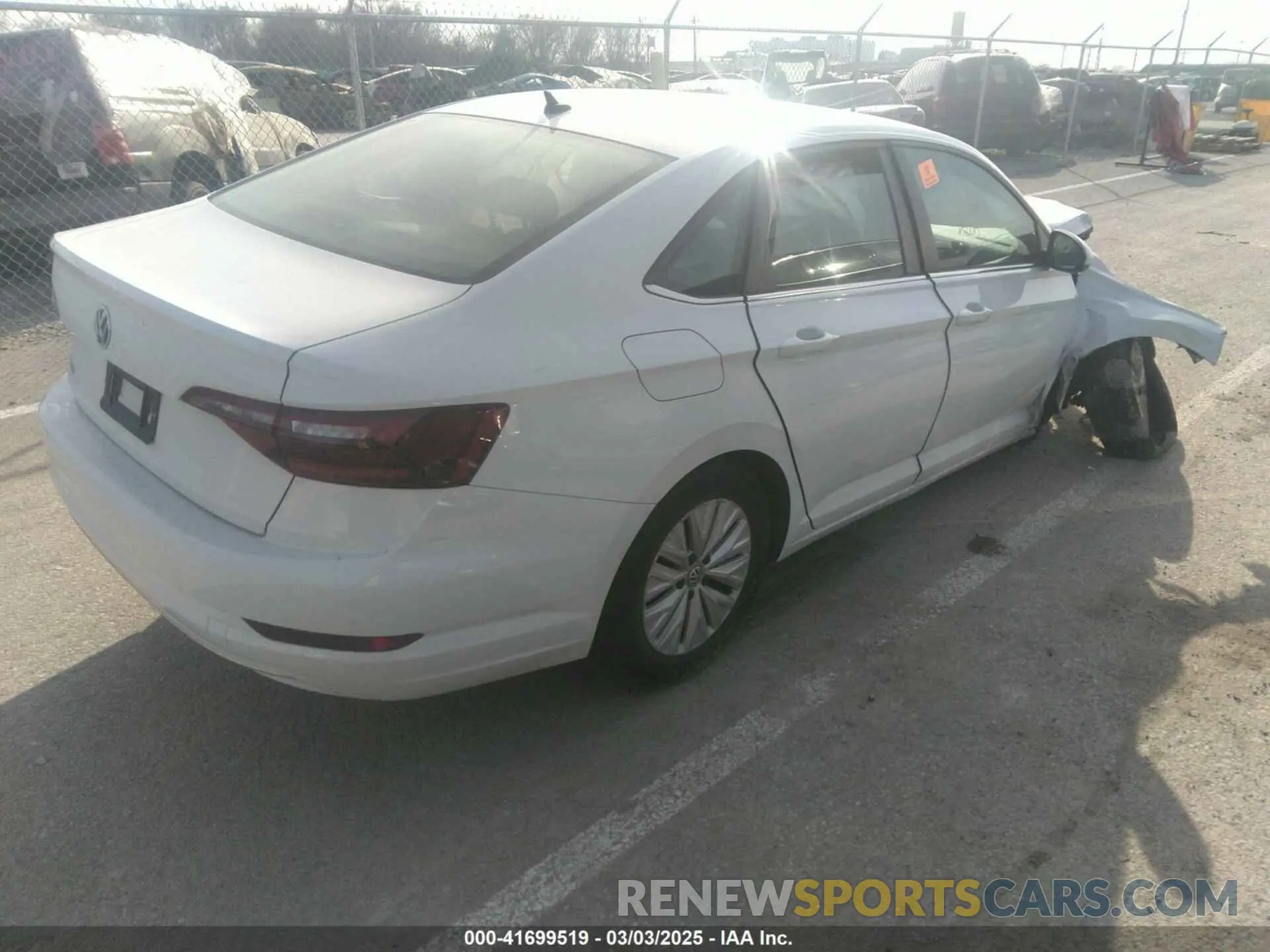 4 fotografías del automóvil dañado 3VWC57BU7KM031816 VOLKSWAGEN JETTA 2019