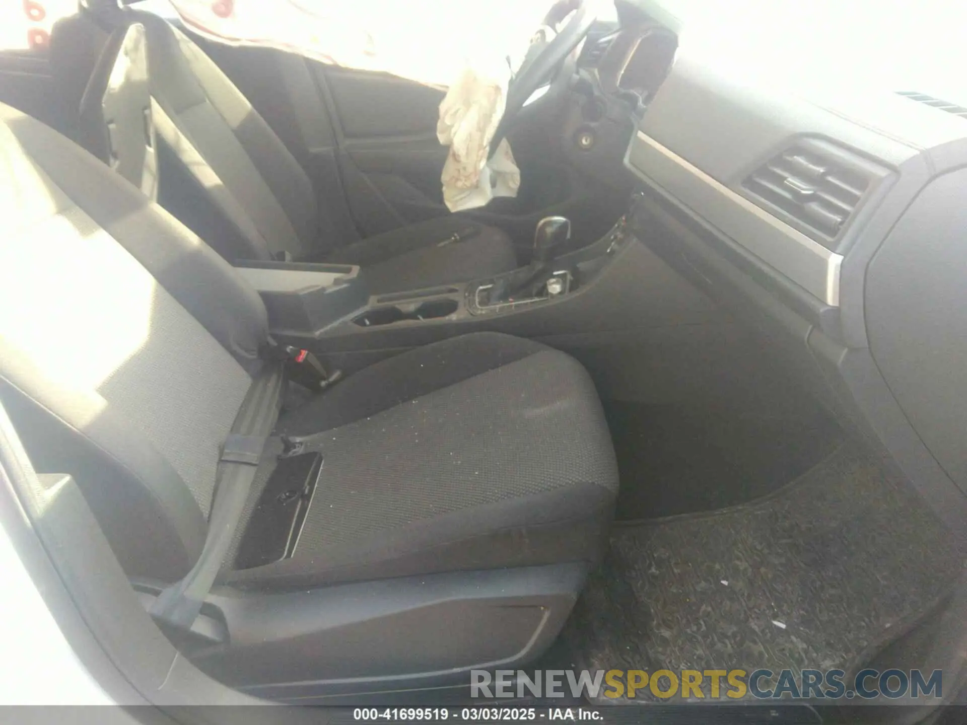 5 fotografías del automóvil dañado 3VWC57BU7KM031816 VOLKSWAGEN JETTA 2019