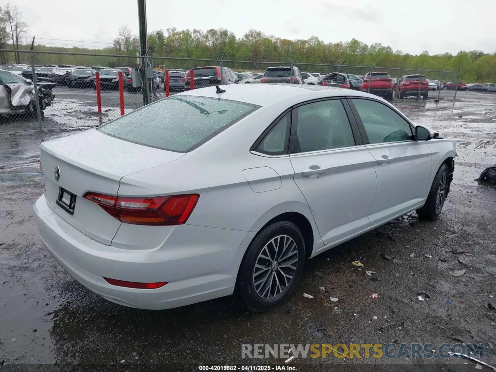 4 fotografías del automóvil dañado 3VWC57BU7KM067585 VOLKSWAGEN JETTA 2019