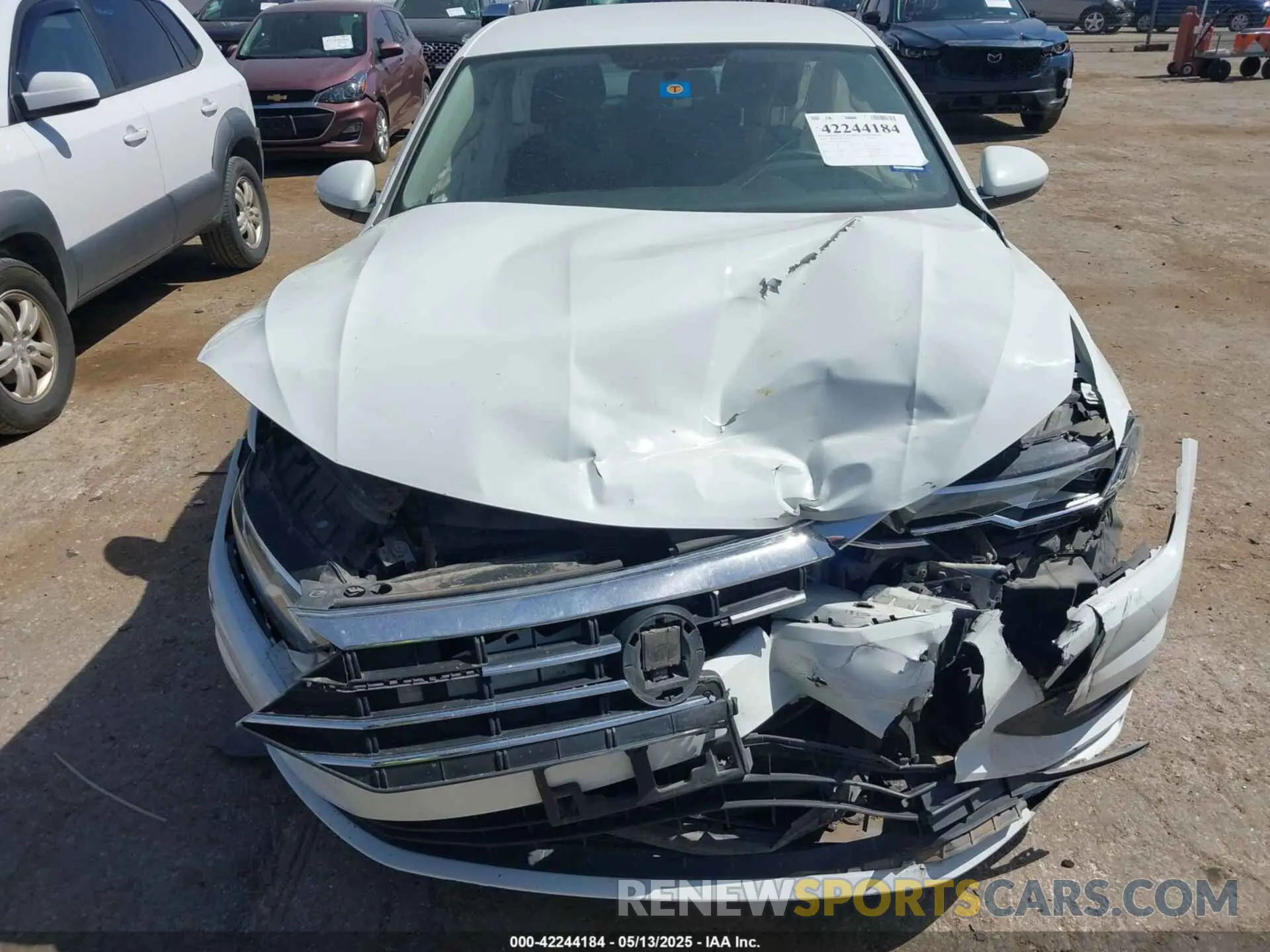 13 fotografías del automóvil dañado 3VWC57BU7KM110001 VOLKSWAGEN JETTA 2019