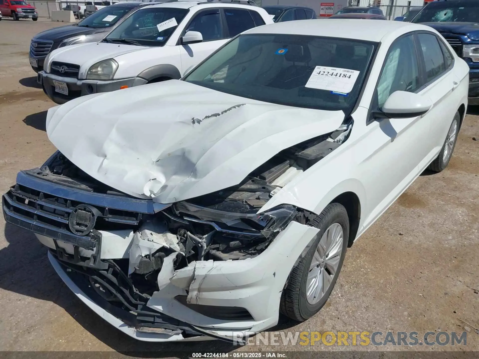 2 fotografías del automóvil dañado 3VWC57BU7KM110001 VOLKSWAGEN JETTA 2019