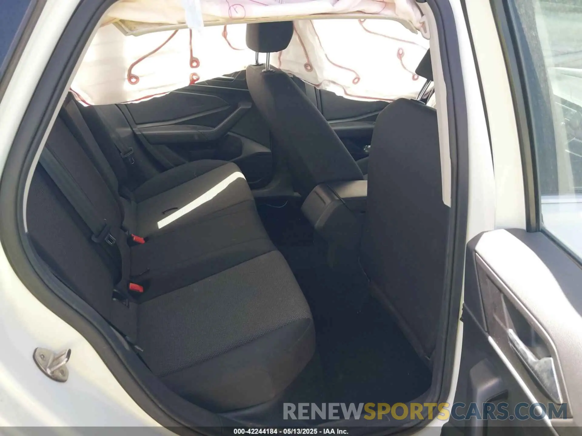 8 fotografías del automóvil dañado 3VWC57BU7KM110001 VOLKSWAGEN JETTA 2019