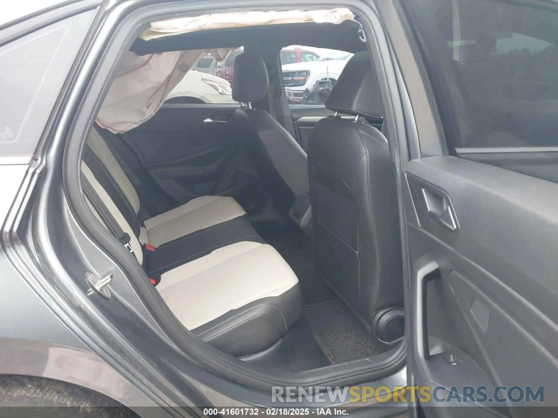 8 fotografías del automóvil dañado 3VWC57BU7KM223222 VOLKSWAGEN JETTA 2019