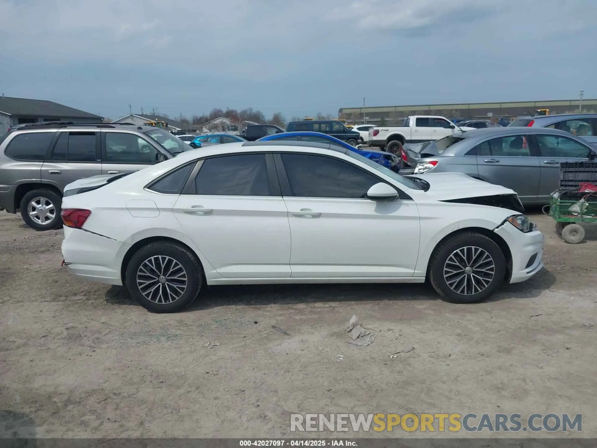 13 fotografías del automóvil dañado 3VWC57BU7KM227769 VOLKSWAGEN JETTA 2019