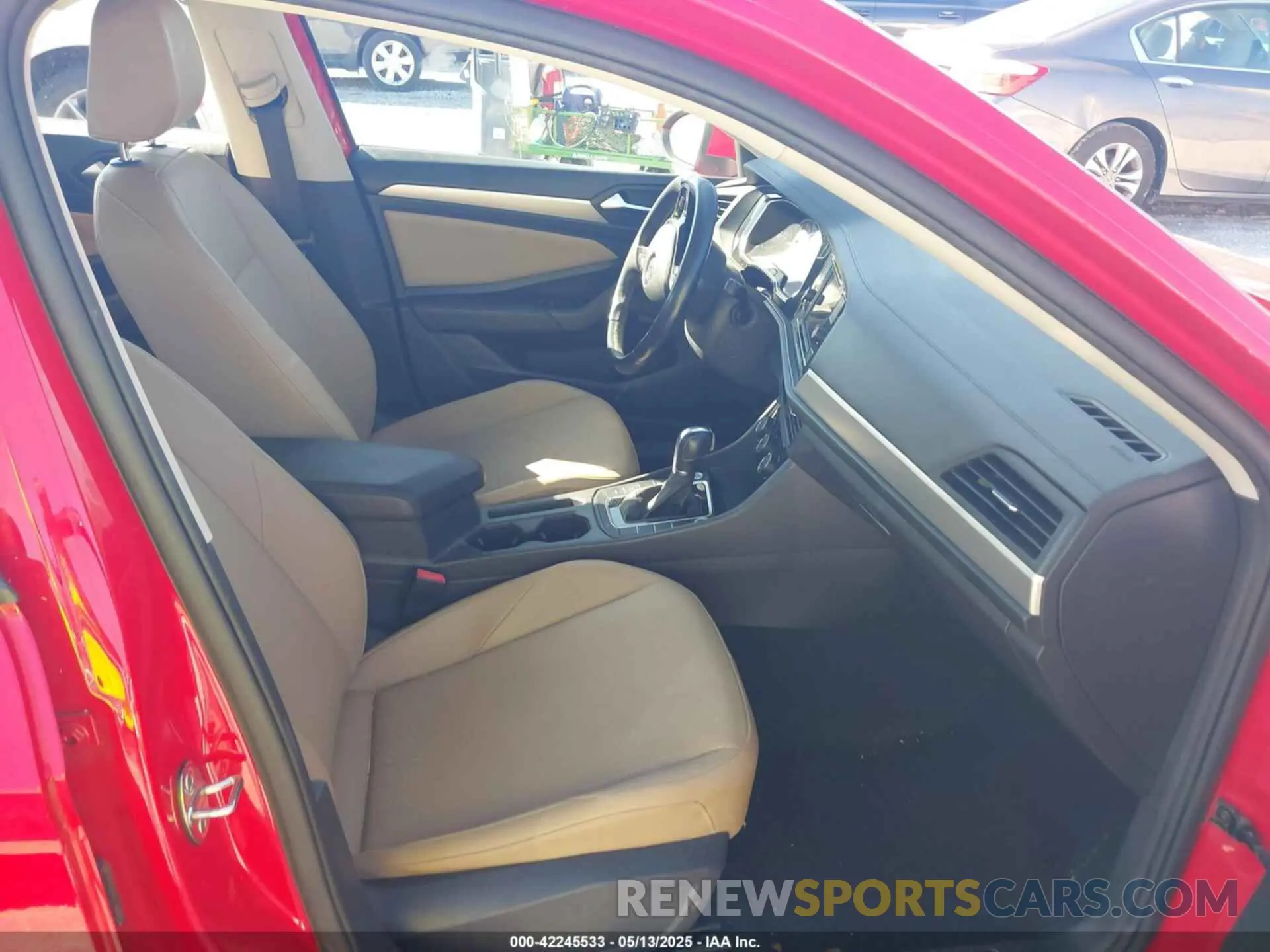 5 fotografías del automóvil dañado 3VWC57BU8KM055784 VOLKSWAGEN JETTA 2019