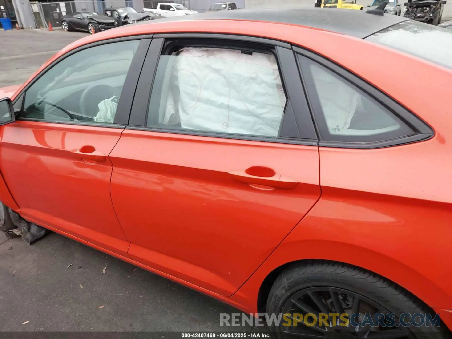 15 fotografías del automóvil dañado 3VWC57BU8KM073511 VOLKSWAGEN JETTA 2019