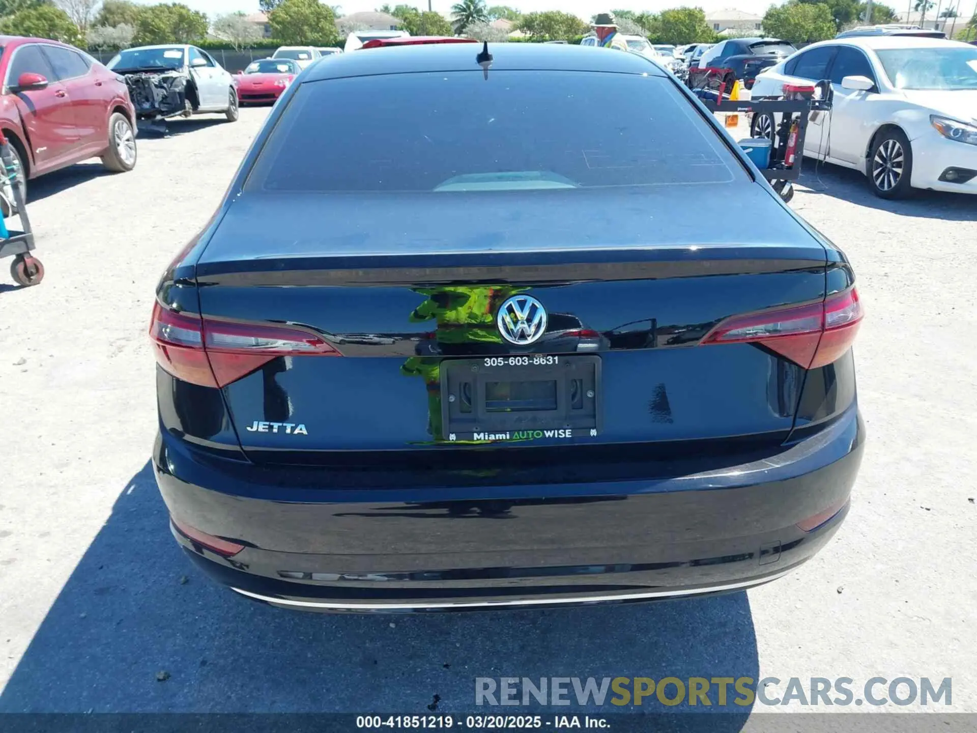 17 fotografías del automóvil dañado 3VWC57BU9KM045023 VOLKSWAGEN JETTA 2019