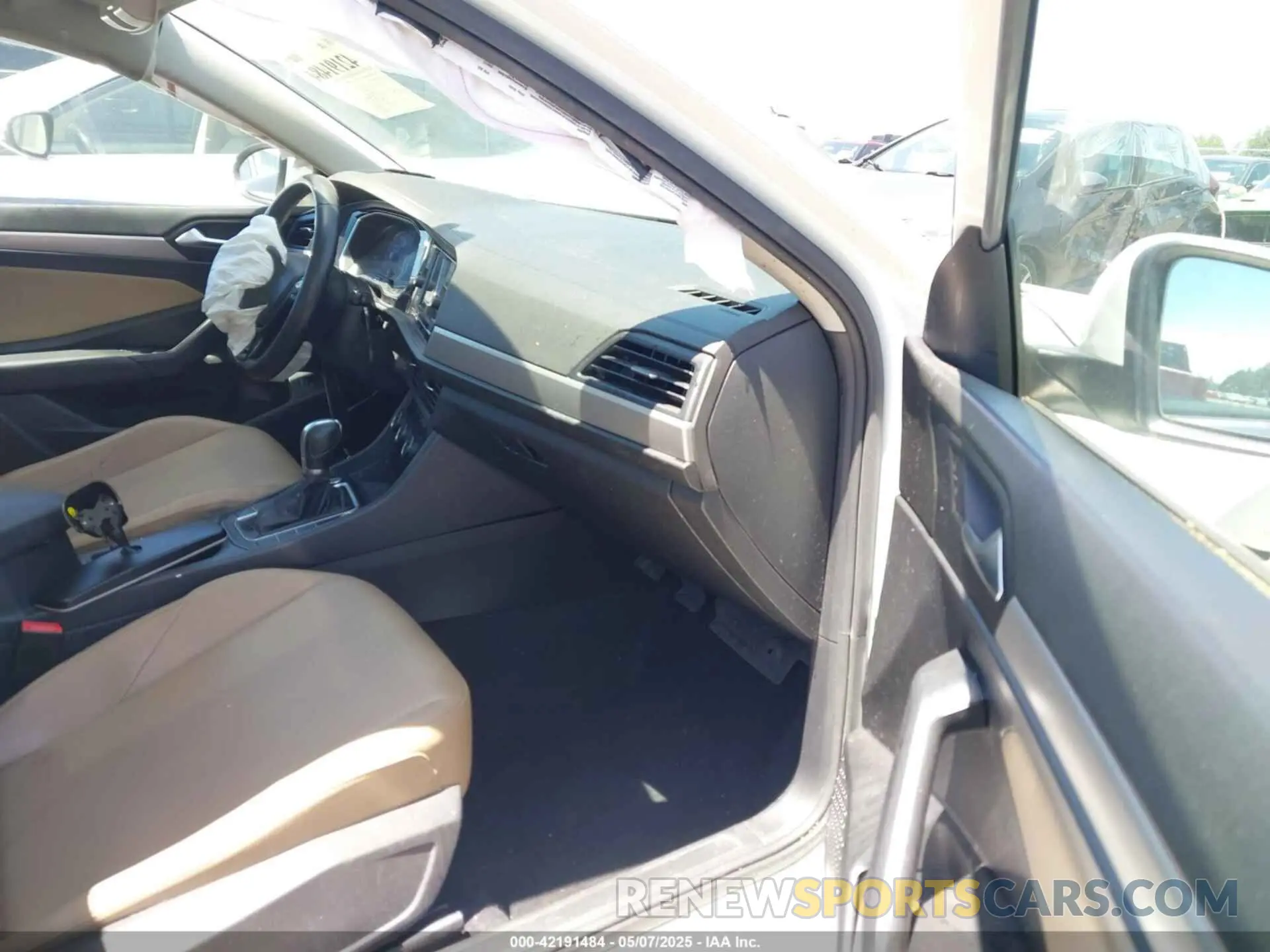 5 fotografías del automóvil dañado 3VWC57BU9KM087322 VOLKSWAGEN JETTA 2019