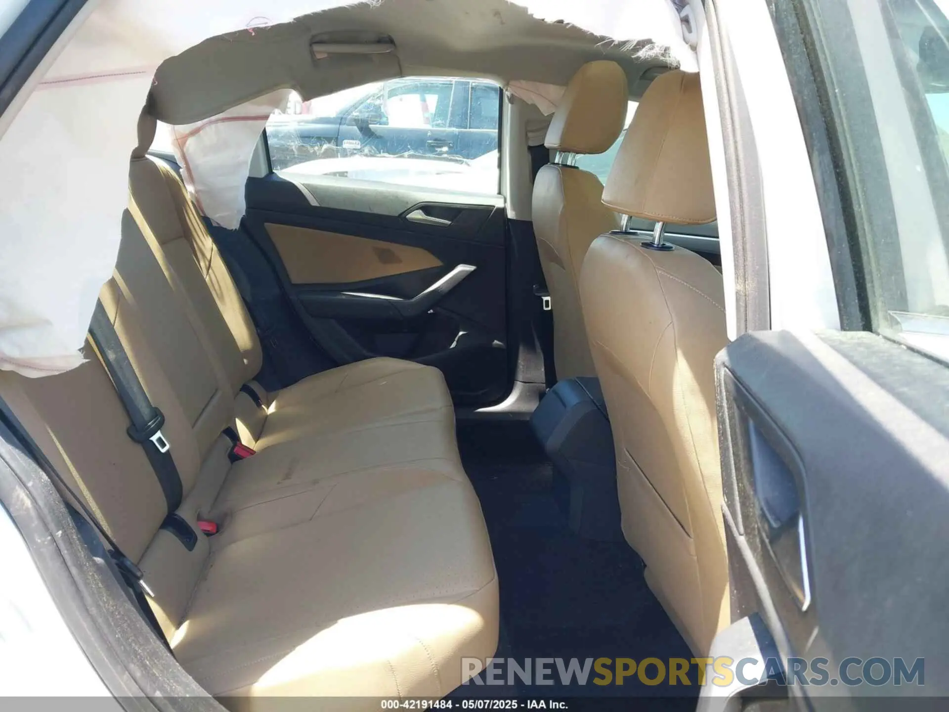 8 fotografías del automóvil dañado 3VWC57BU9KM087322 VOLKSWAGEN JETTA 2019