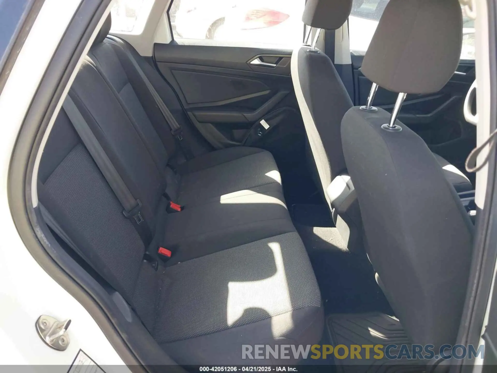 8 fotografías del automóvil dañado 3VWC57BU9KM105334 VOLKSWAGEN JETTA 2019