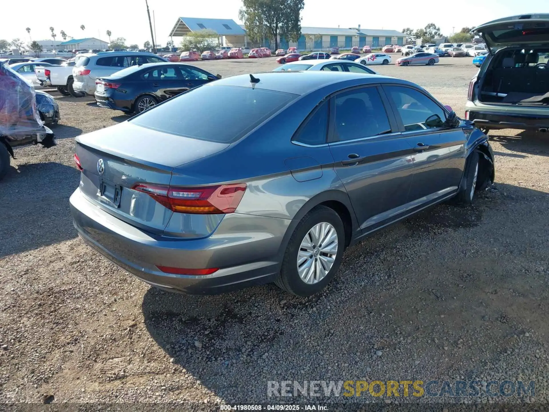 4 fotografías del automóvil dañado 3VWC57BU9KM180714 VOLKSWAGEN JETTA 2019