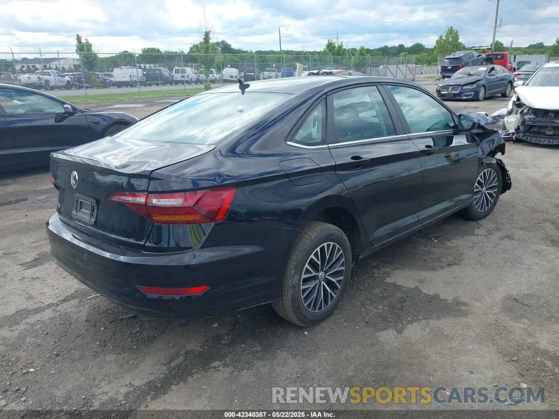 4 fotografías del automóvil dañado 3VWC57BU9KM261602 VOLKSWAGEN JETTA 2019