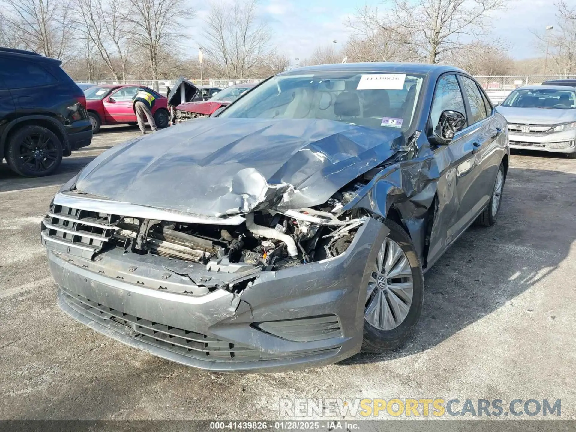 2 fotografías del automóvil dañado 3VWC57BUXKM022849 VOLKSWAGEN JETTA 2019