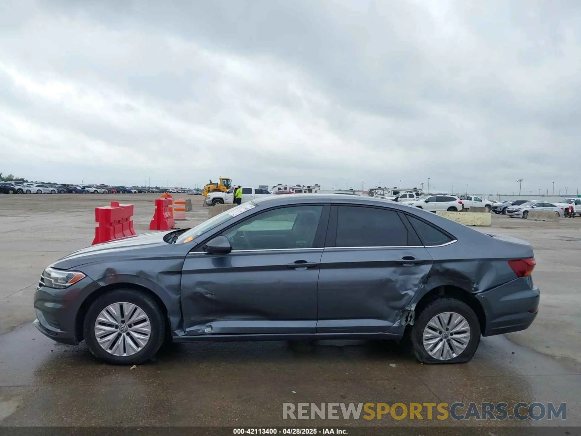 14 fotografías del automóvil dañado 3VWC57BUXKM023161 VOLKSWAGEN JETTA 2019