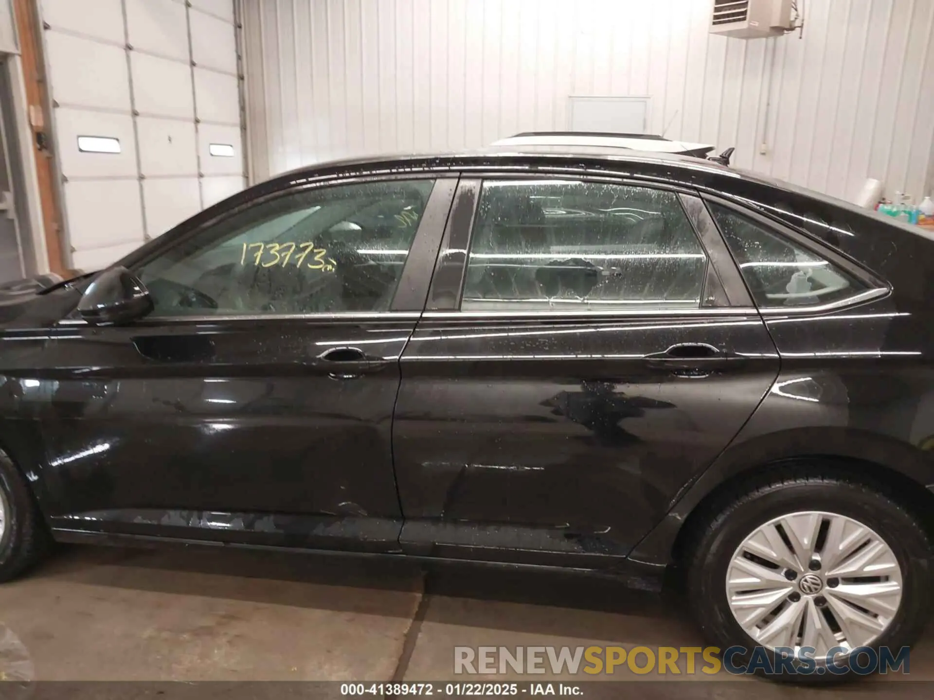 14 fotografías del automóvil dañado 3VWC57BUXKM142134 VOLKSWAGEN JETTA 2019