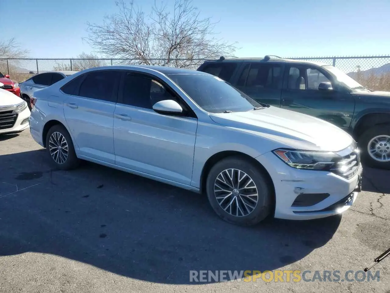 4 fotografías del automóvil dañado 3VWCB7BU0KM132737 VOLKSWAGEN JETTA 2019