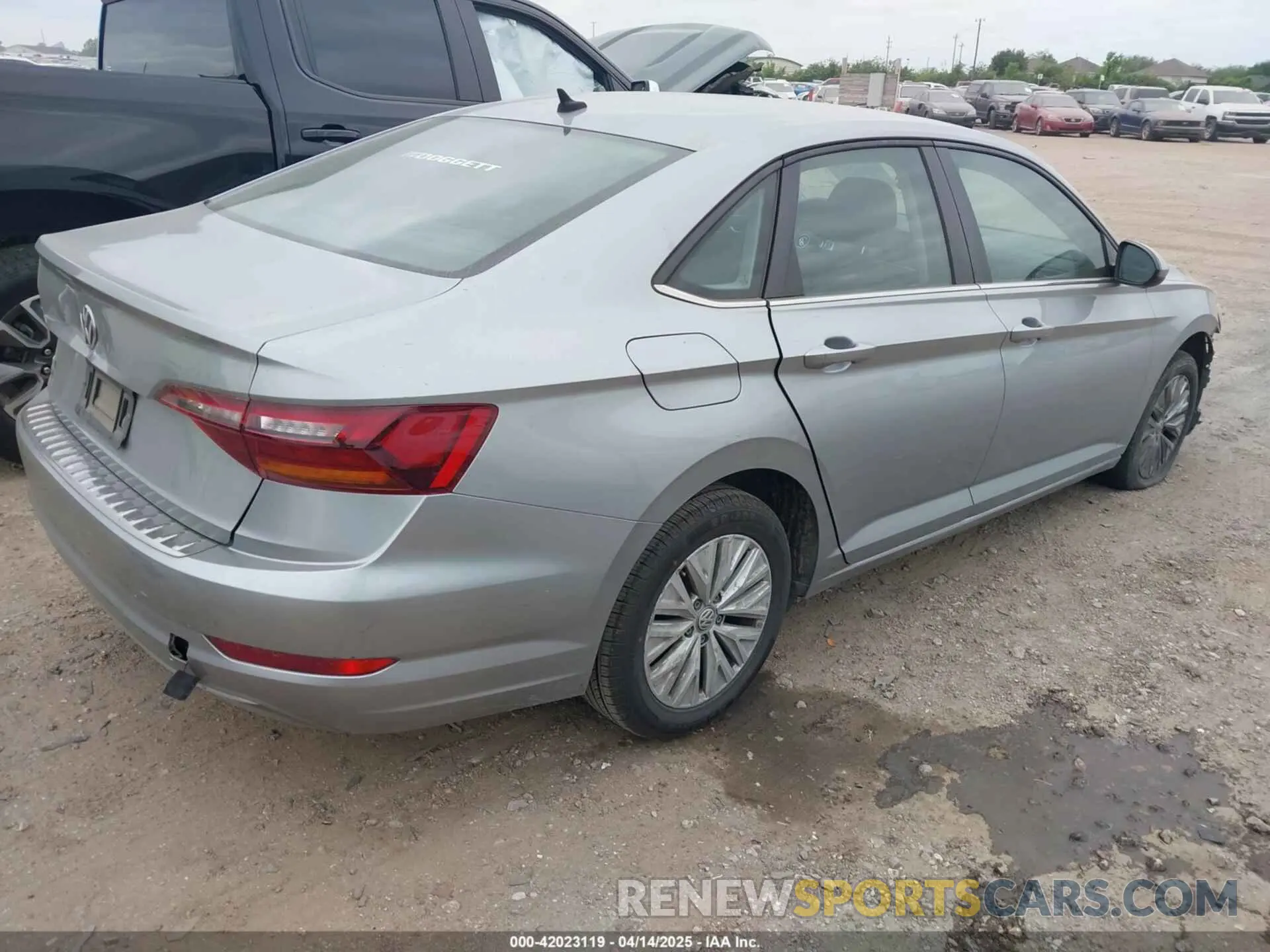 4 fotografías del automóvil dañado 3VWCB7BU0KM229078 VOLKSWAGEN JETTA 2019
