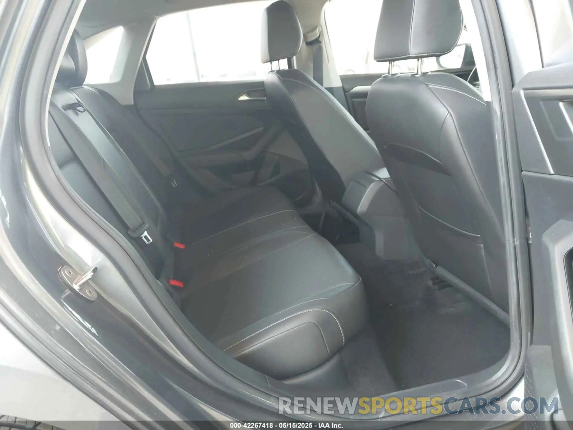 8 fotografías del automóvil dañado 3VWCB7BU0KM232546 VOLKSWAGEN JETTA 2019