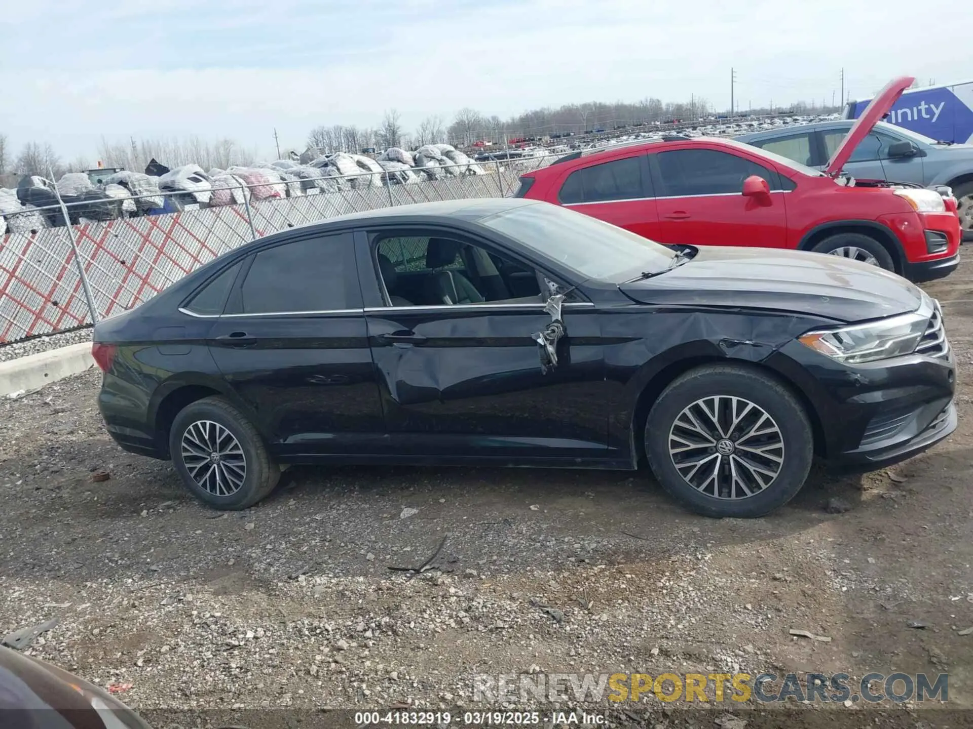 13 fotografías del automóvil dañado 3VWCB7BU4KM185540 VOLKSWAGEN JETTA 2019