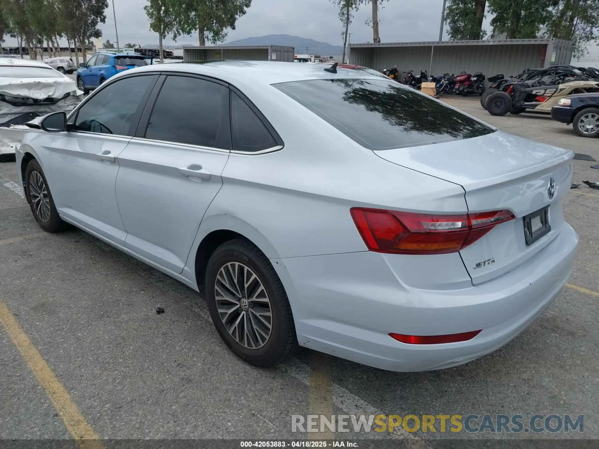 3 fotografías del automóvil dañado 3VWCB7BU5KM131034 VOLKSWAGEN JETTA 2019