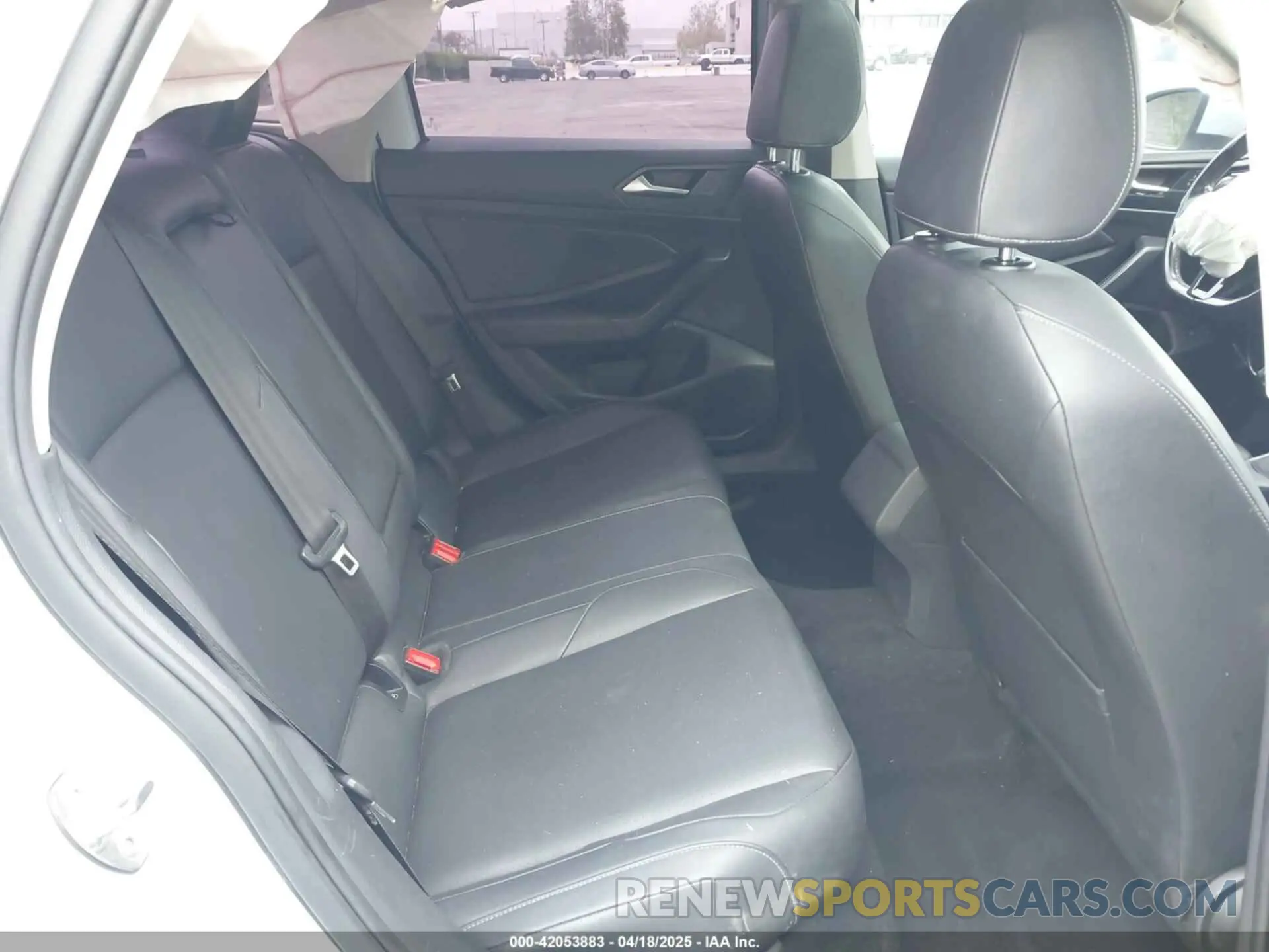 8 fotografías del automóvil dañado 3VWCB7BU5KM131034 VOLKSWAGEN JETTA 2019