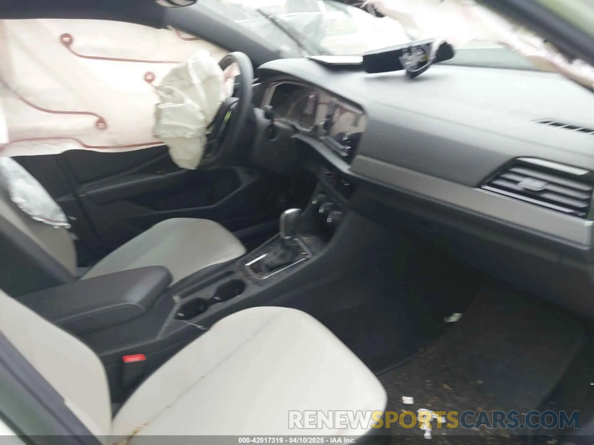 5 fotografías del automóvil dañado 3VWCB7BU6KM197169 VOLKSWAGEN JETTA 2019