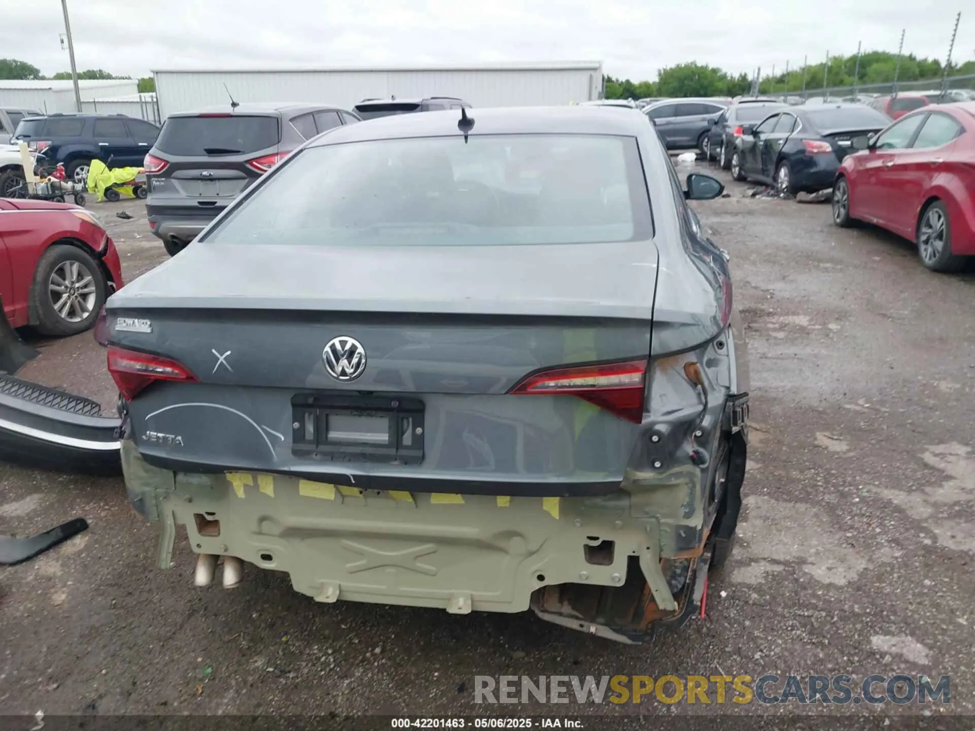17 fotografías del automóvil dañado 3VWCB7BU6KM219056 VOLKSWAGEN JETTA 2019