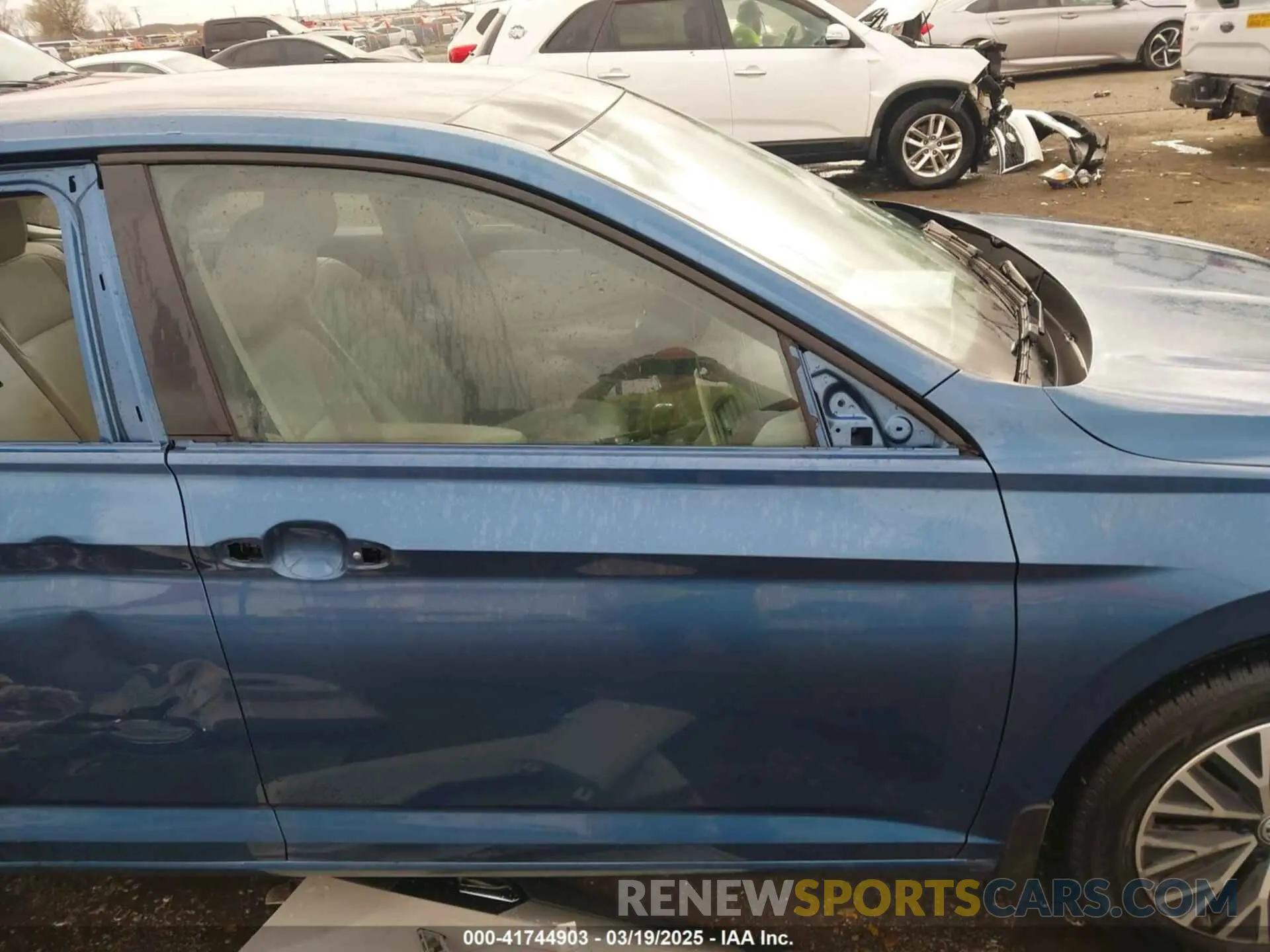 19 fotografías del automóvil dañado 3VWCB7BU7KM244533 VOLKSWAGEN JETTA 2019