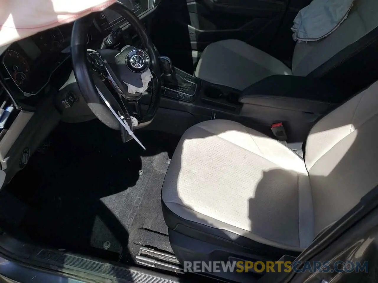 7 fotografías del automóvil dañado 3VWCB7BU8KM205126 VOLKSWAGEN JETTA 2019