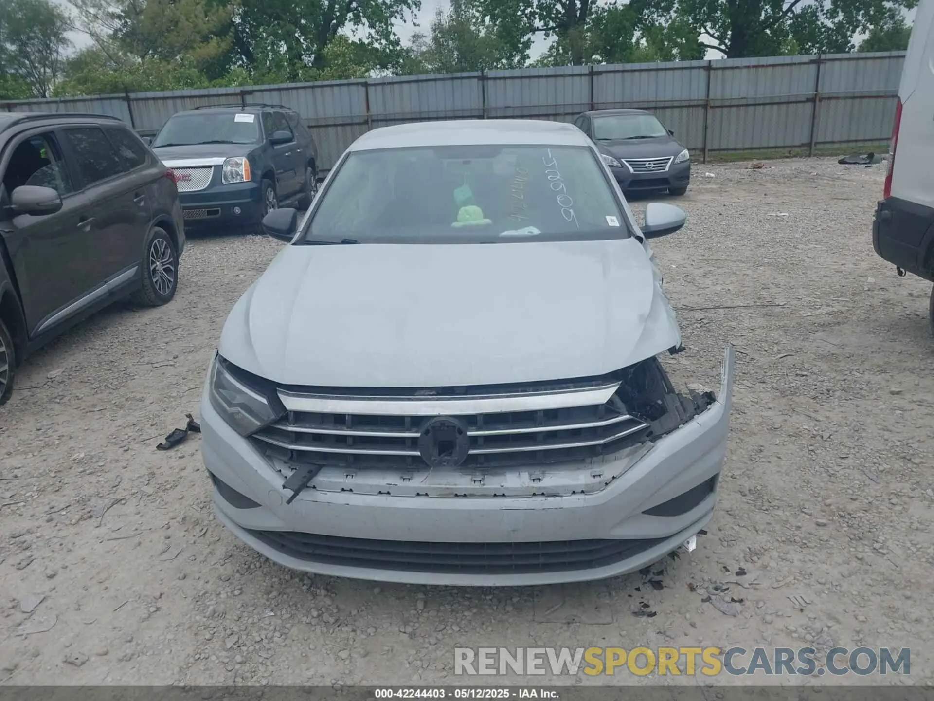 12 fotografías del automóvil dañado 3VWCB7BU9KM142909 VOLKSWAGEN JETTA 2019