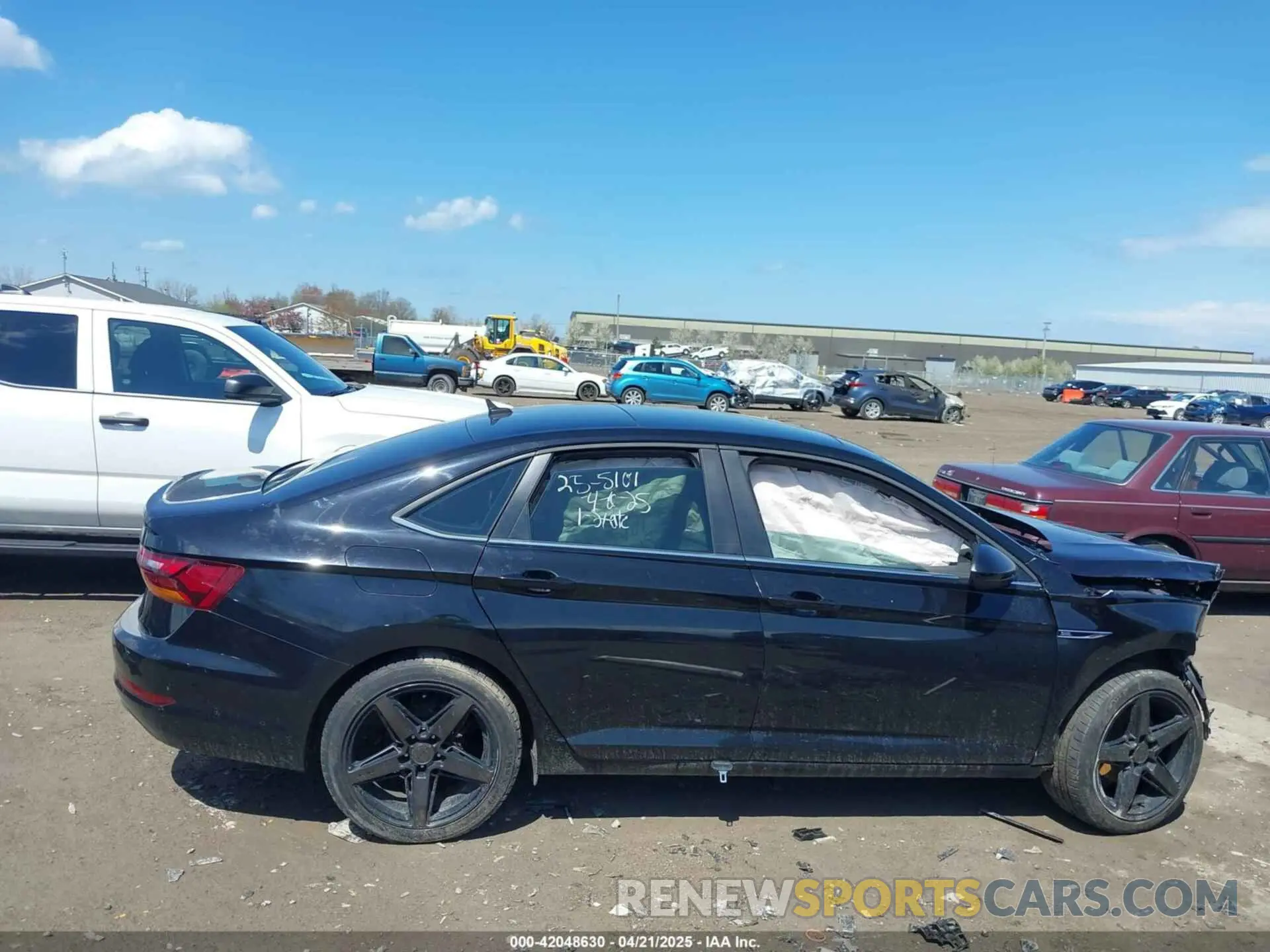 14 fotografías del automóvil dañado 3VWE57BU1KM060382 VOLKSWAGEN JETTA 2019