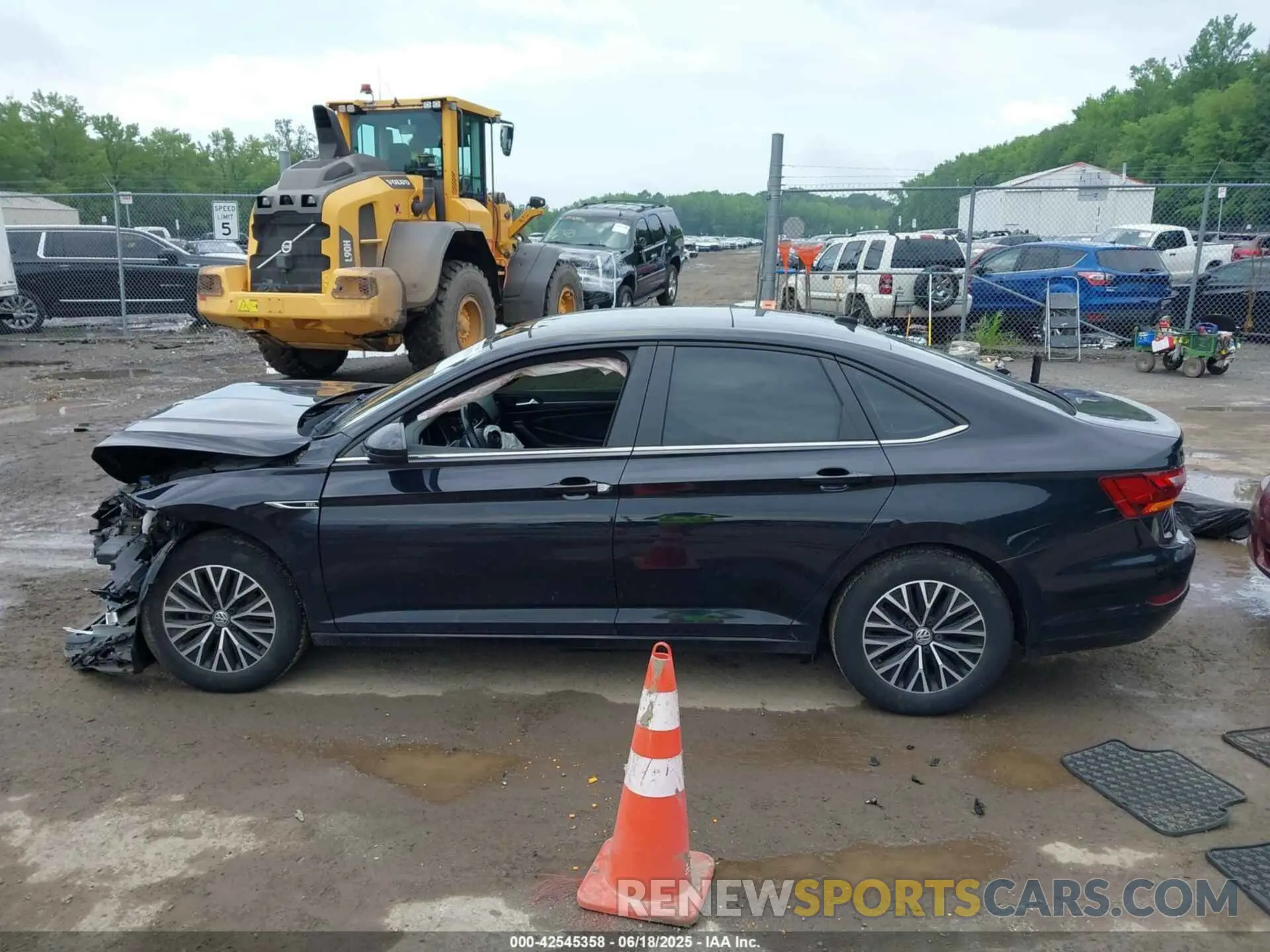 14 fotografías del automóvil dañado 3VWE57BU2KM104227 VOLKSWAGEN JETTA 2019