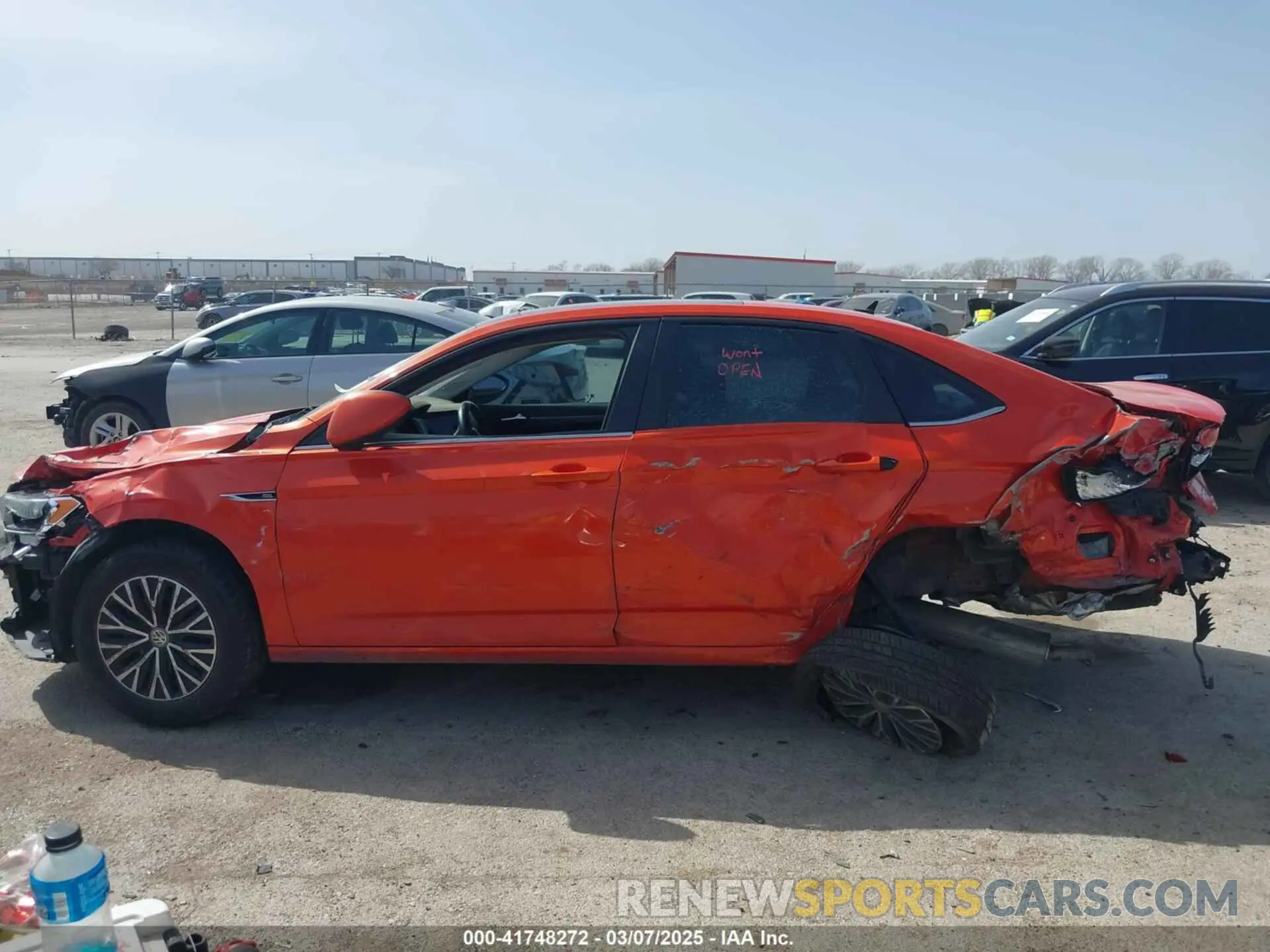 14 fotografías del automóvil dañado 3VWE57BU4KM110398 VOLKSWAGEN JETTA 2019