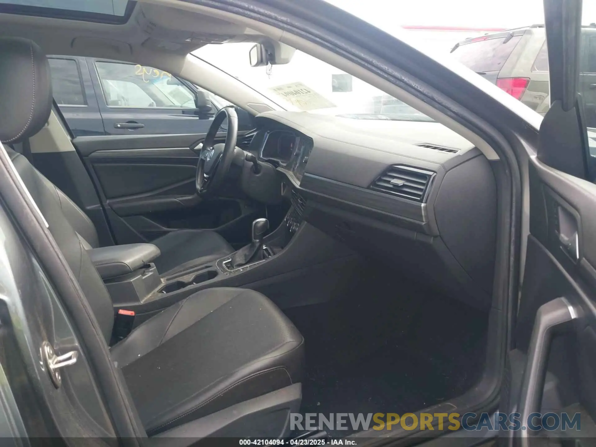 5 fotografías del automóvil dañado 3VWE57BU6KM009492 VOLKSWAGEN JETTA 2019