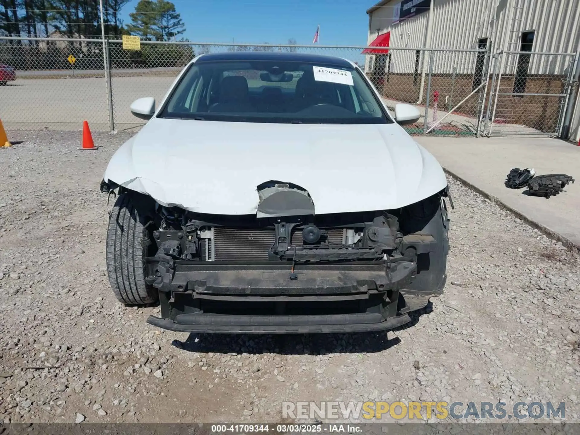 13 fotografías del automóvil dañado 3VWE57BU8KM091631 VOLKSWAGEN JETTA 2019
