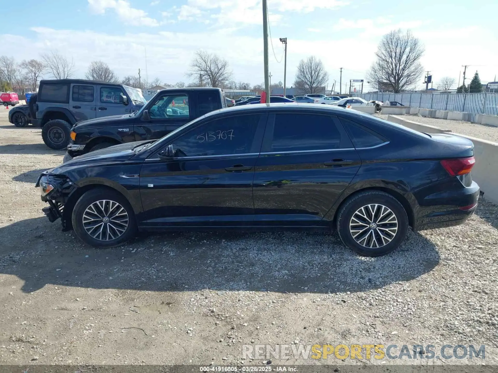 14 fotografías del automóvil dañado 3VWE57BU9KM064213 VOLKSWAGEN JETTA 2019