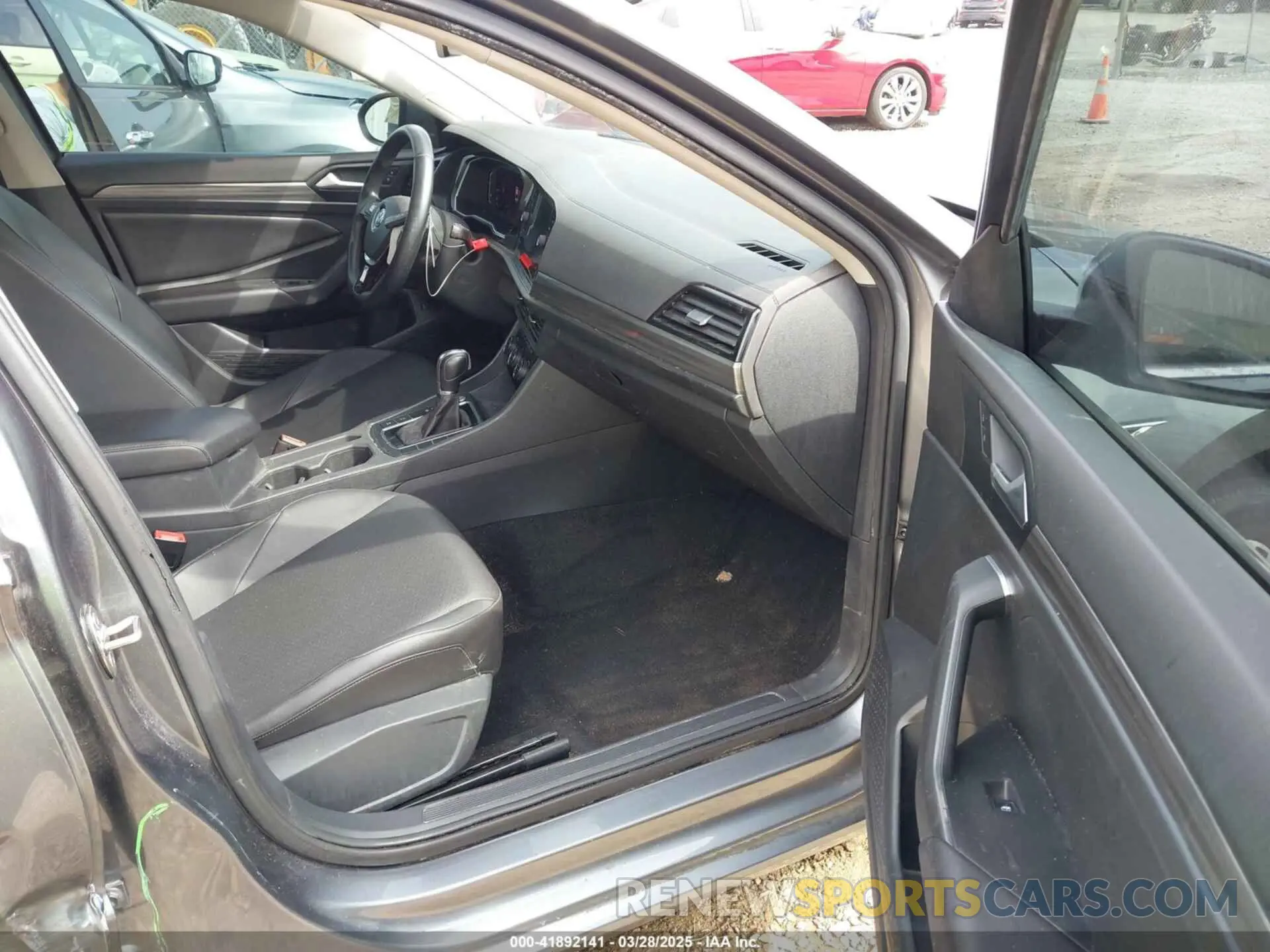 5 fotografías del automóvil dañado 3VWE57BU9KM078130 VOLKSWAGEN JETTA 2019